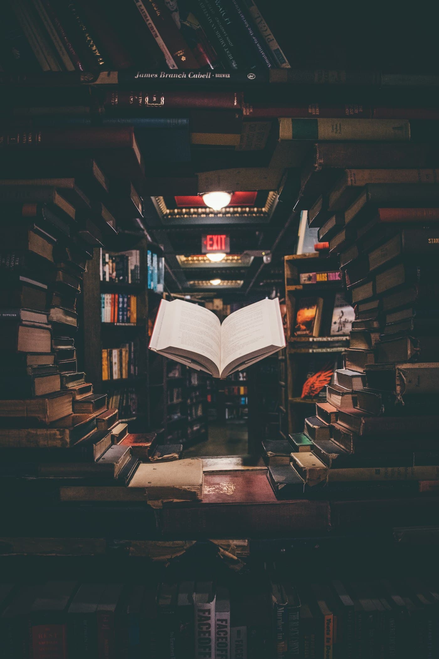 lezione di analisi matematica alla lavagna
